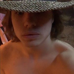 Meet your Posher, Dawson